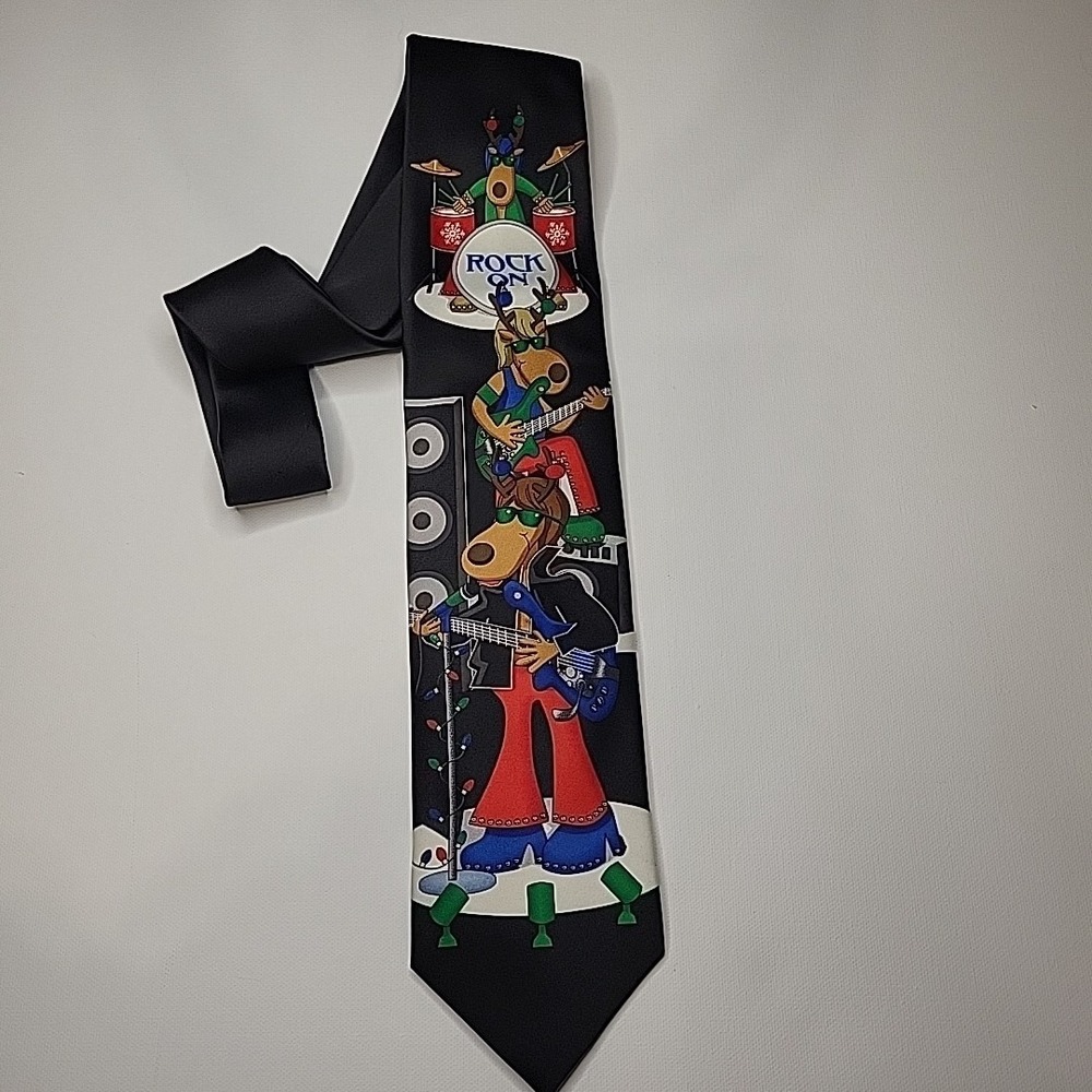 VINTAGE Hallmark Yule Tie‎ Greetings Holiday Christmas Necktie Rock On Reindeer